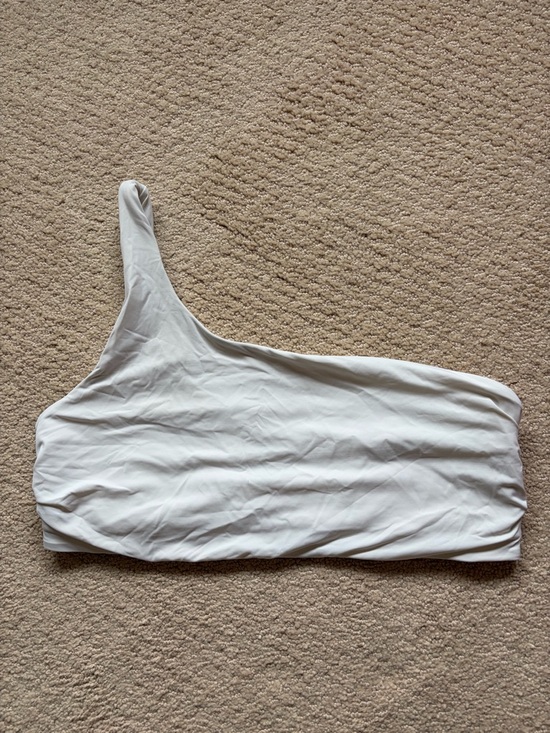 knix Other - knix One-Shoulder Bikini Top in White